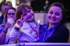 FANS-AT-OLLY-MURS-AT-LLANGOLLEN-PAVILION-6