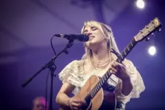 Rianne Downey supports Texas (photo: Desh Kapur Photography/CUFFE & TAYLOR)