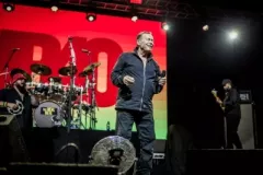 UB40-FT.-ALI-CAMPBELL-HEADLINES-LLANGOLLEN-PAVILION-3