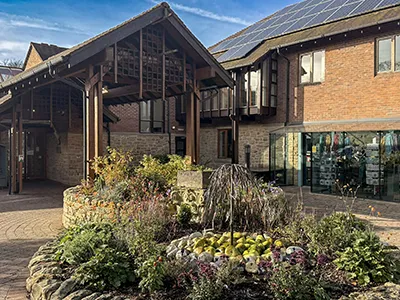 Nightingale House Hospice, front entrance