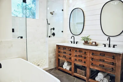 A beautiful bathroom - How to Refresh Your Bathroom Without Replacing the Suite