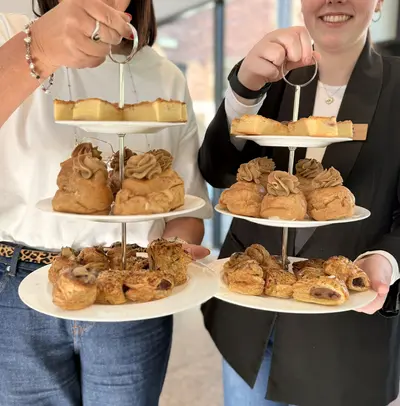 Cakes_at_the_afternoon_tea - Moneypenny and Nightingale House Hospice - June 2026