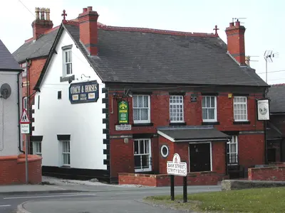 Rhos Draws up Plan for Its Future - The old Coach And Horses which used to stand on Vinegar Hill, Rhos